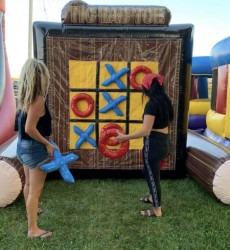 Tic Tac Toe Carnival Game