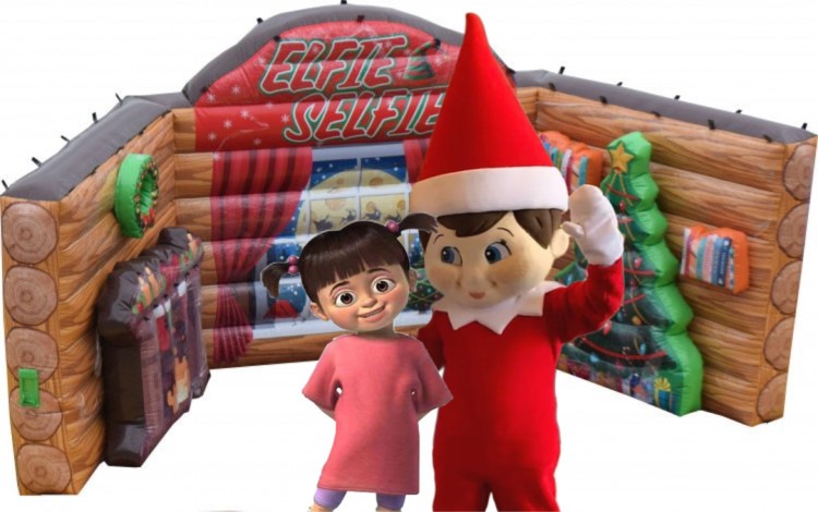 Elfie Selfie Station