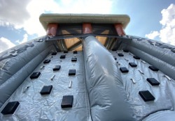 A60078B5 B4F0 4E9A A028 E3890AA4FD3D 1680105529 Guardians Tower Obstacle